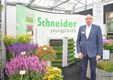 Schneider Youngplants was exhibiting at Plantarium for the first time this year. "Our range of perennials from cuttings has expanded so much that it is now definitely interesting to participate in this fair." In the picture: Evert-Jan Luijtjes.